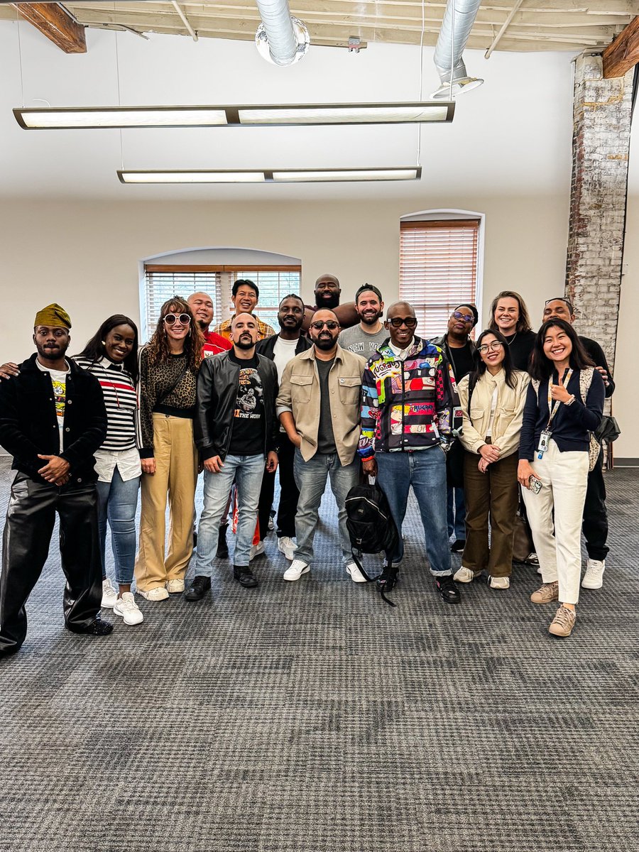 MCBravado's tweet photo. This is the most inspiring group of people I’ve had the privilege of being around in a very long time. Thought leaders in Music and Culture from around the globe, discussing #BeatsNotBullets in a highly engaging Q&A session. I’m humbled and grateful to exchange ideas from such a brilliant group of people that came here on behalf of their home countries in order to learn, teach, and elevate one another. It might be time to take this thing global 🌎✌️❤️