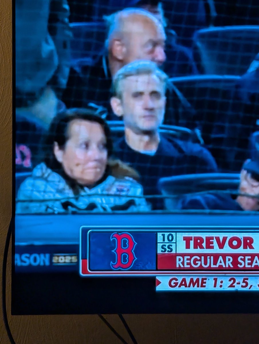 DavidKuny's tweet photo. @danabrams is this you at the Yankees tonight? https://t.co/iO7EjPR73w