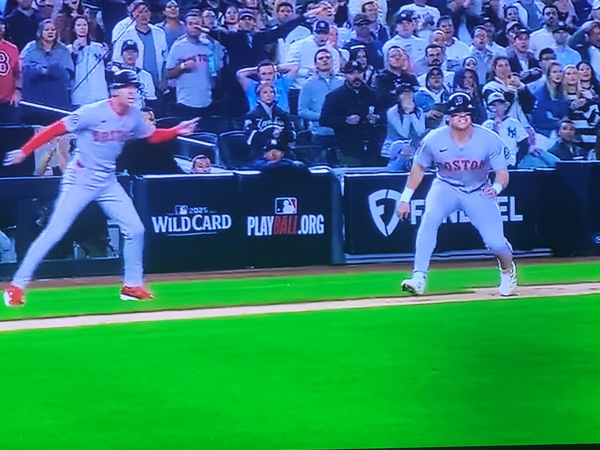 Boston Dirt Dogs tweet media