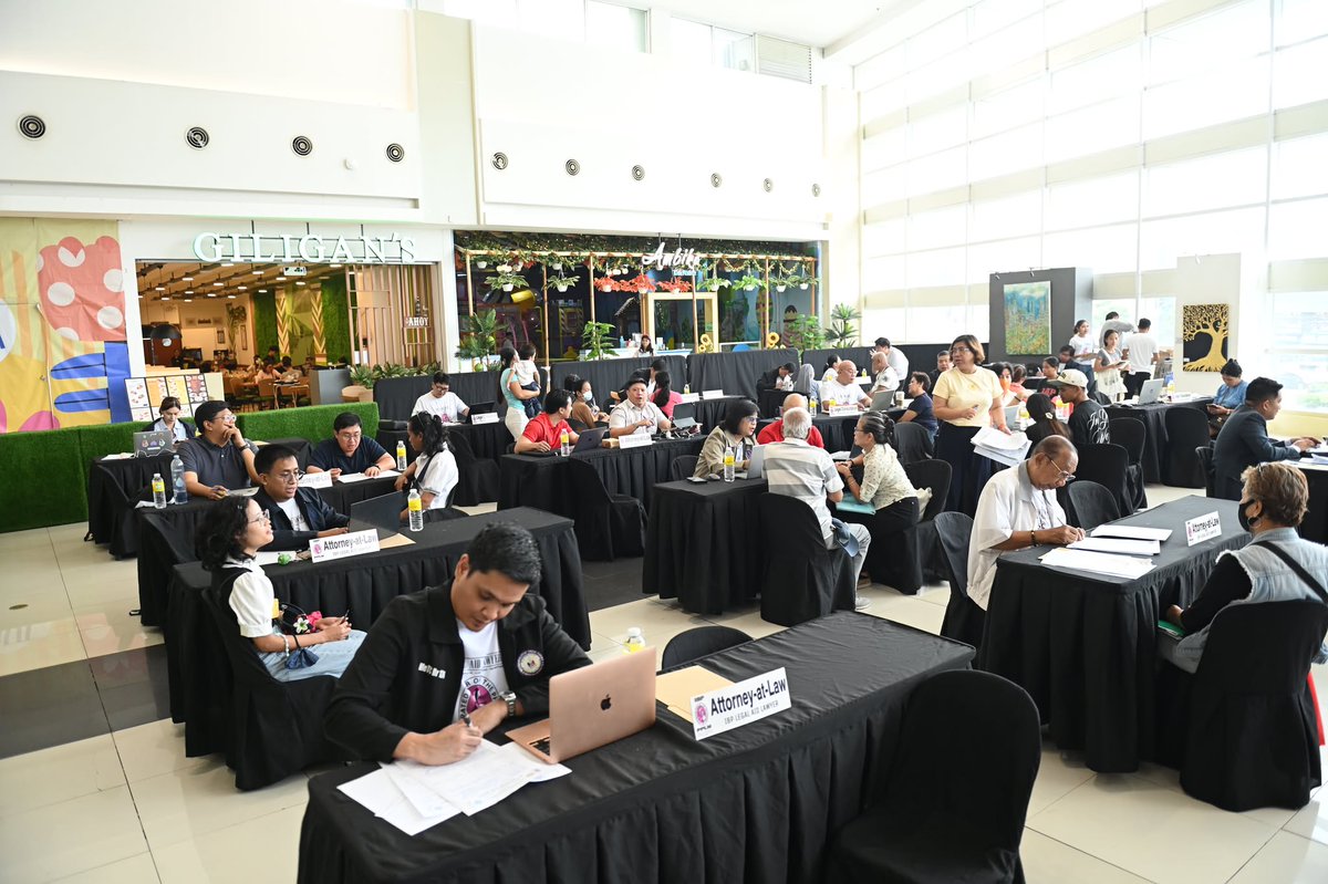 IBP_NCLA's tweet image. IBP PPLM
September 17, 2025

3rd Leg of the LEGAL AID CARAVAN Mall Tour of PPLM Chapter on Sept 17, 2025 at SM Center LAS PINAS

#IBPNCLA
#ServeTheCountryHailTheIBP
#IBPLegalAid