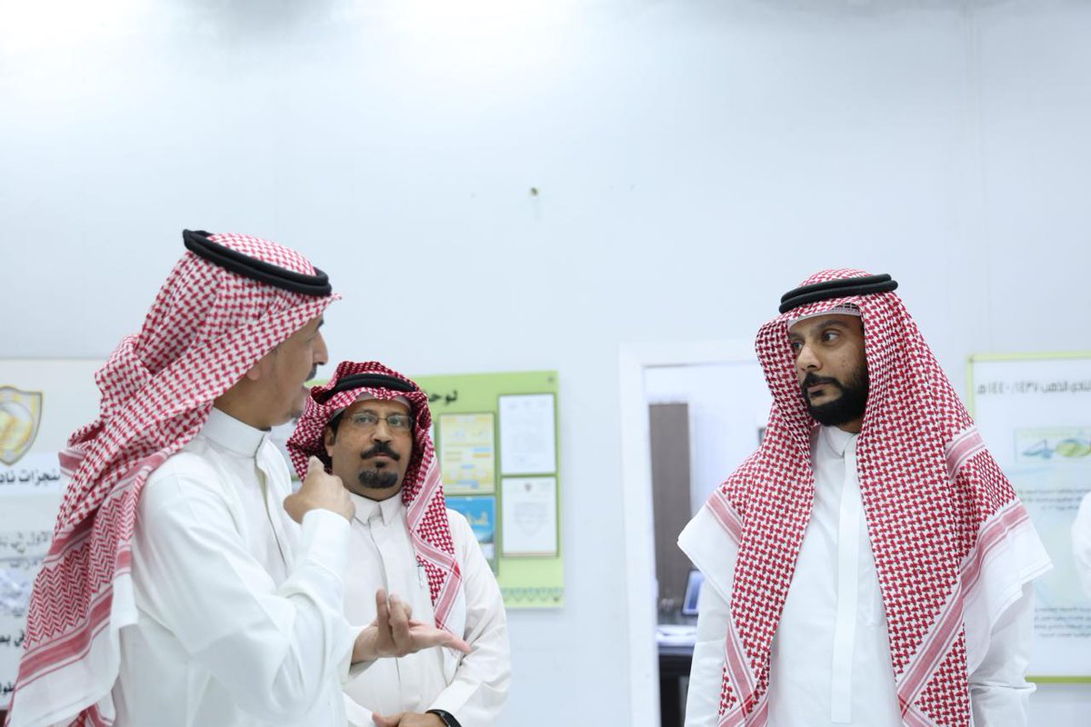 Althahbclub_EN's tweet photo. Chairman of the Board of Directors of the Thahb Club, Mr. Khaled Al-Abri, received His Excellency the Mayor of Al-Mahd Governorate, Eng. Abdul Karim Al-Badani, at the club's headquarters.
The meeting discussed areas of joint cooperation between the two sides. https://t.co/y8uaUu5yJB