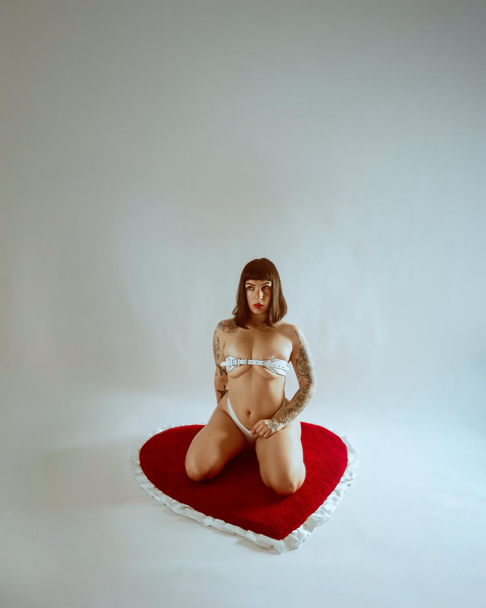 i made this rug :) <a href="/badmusefirst/">N i j a h</a> took these photos