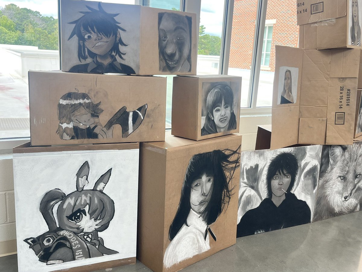 Cardboard canvas, charcoal creativity! These portraits are adding life to the walkways at <a href="/IAFultonSchools/">FCS Innovation Academy</a> <a href="/ArtsFCS/">Elizabeth Eppes</a> <a href="/FultonCoSchools/">FultonCountySchools</a>