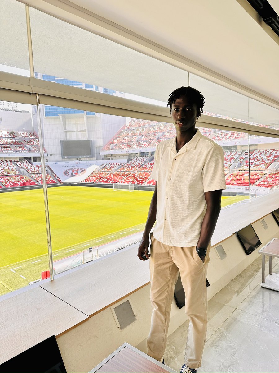 Behind the scenes! To pull this transfer was a dream come true! <a href="/aljazirafc/">نادي الجزيرة</a> please take good care of #MomodouJatta for us! The journey to greatness continues!
<a href="/ebanorsports/">eBanor Sports Agency</a> 
#wheretalentsarediscovered #onekidatatime #AbuDhabi #TheGambia #Sukuta #FIFALicensedAgent #transferwindow