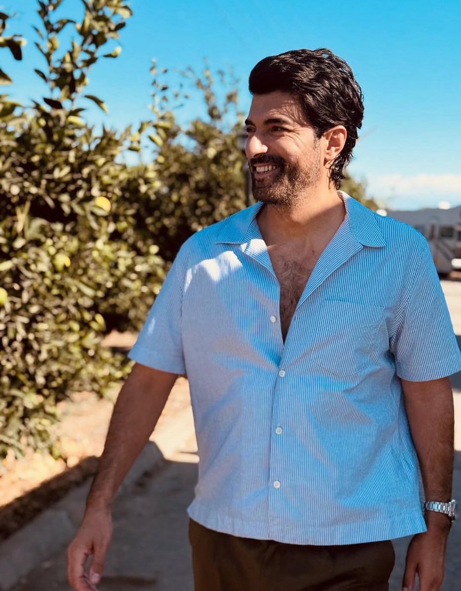 #EnginAkyürek #BereketliTopraklar            The countdown begins! I'm eagerly awaiting a series that embodies authenticity. Engin's portrayal of Omer is pure magic, his talent is undeniable. Grateful to be among fans who share my deep appreciation for him.