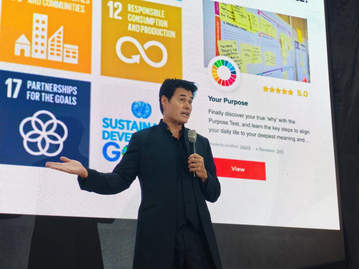thomaspower's tweet photo. We "were" going to crowdfund the future @rogerhamilton @geniusacademyai @rosspower #genius #geniussummit #SDG #UnitedNations https://t.co/qSDr1suosK