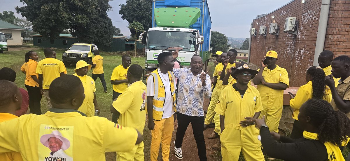 SsemudduIvanz's tweet image. Today, the National Chairman of the @NRMOnline, who is also the party's presidential candidate, H.E @KagutaMuseveni is scheduled to engage with the residents of Alebtong and Otuke. #ProtectingTheGains #SettleForTheBest #M7IsTheBest @Onc_nrm1 #ProgressVote #BetterTogether