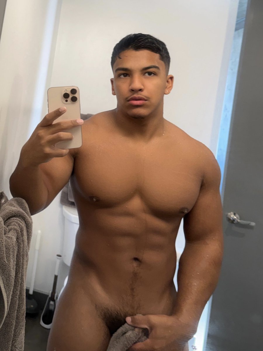 onlyfans.com/exclusivereali…

onlyfans.com/realicyisaiahh