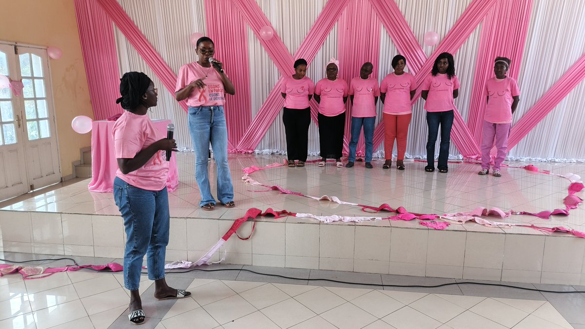ndambovision's tweet photo. Octobre Rose: ASAFAC s'affirme encore sur le terrain!

L'association des femmes pour la lutte contre les cancers féminins, s'est retrouvée ce mercredi 1er Octobre pour manifester son action connu depuis plusieurs années, au chevet des femmes atteintes de cancers.

@ndambovision https://t.co/jY2PxH6H6J