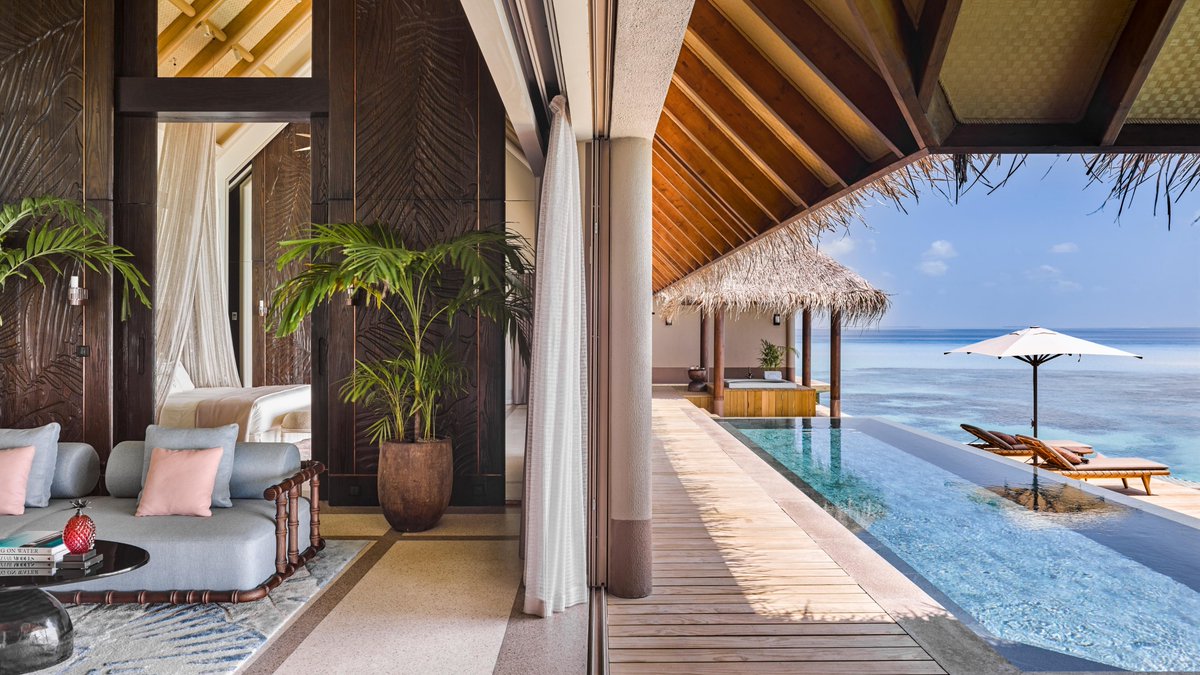 Perched atop the cerulean sweep of the lagoon, JOALI’s overwater villas feature flowing open spaces and bespoke interiors that carry the quiet imprint of artisanal craft.

#JOALIMaldives #JoyofCreativeLiving #Maldives #PursuitofJoy