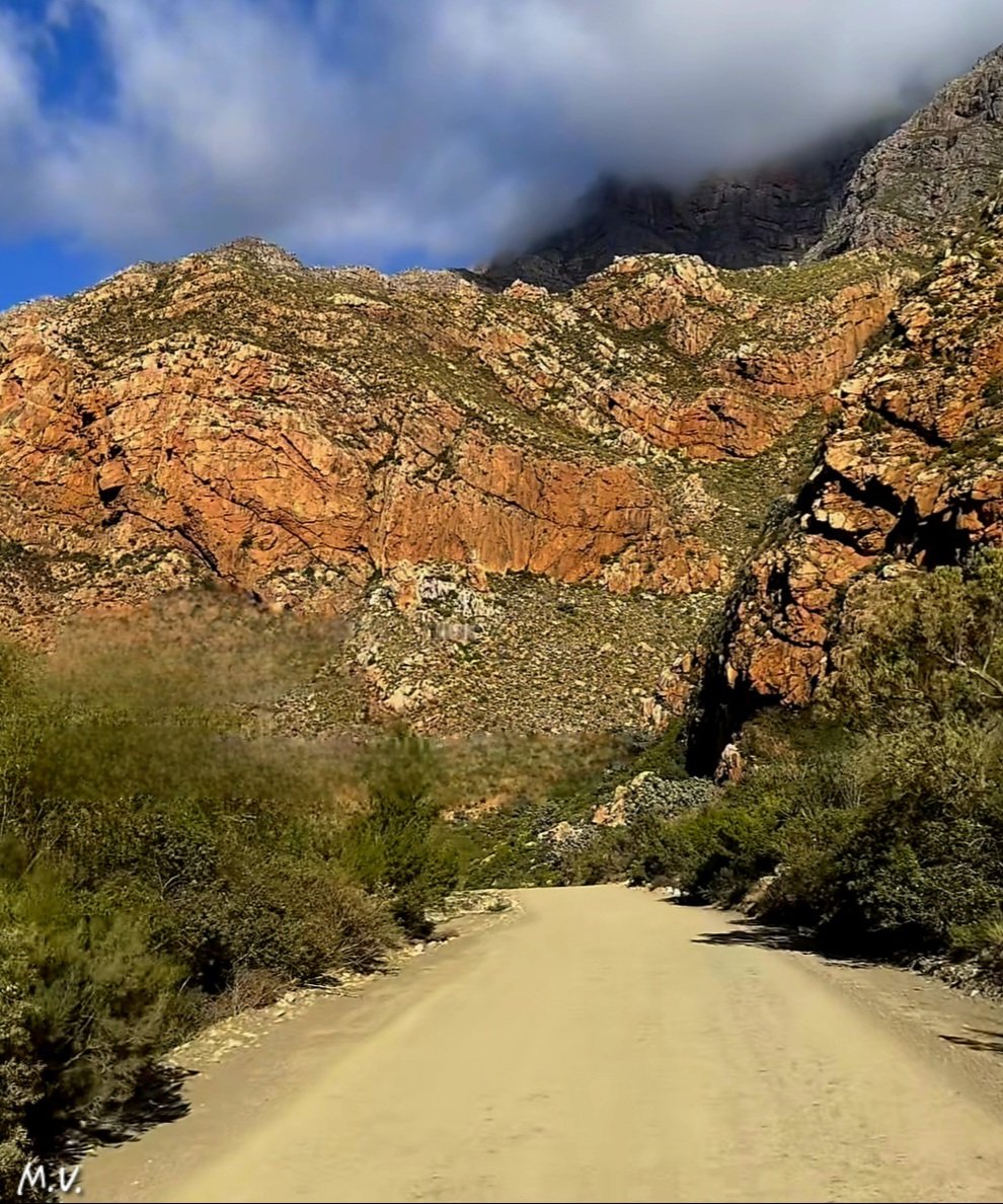 Om in ’n verhouding met God te leef en in sy Woord te bly verander jou hart en maak jou al meer soos Jesus. Dit beteken wat jy in gebed vra, sal meer in pas met God se wil wees. Laat Sy wil geskied, nie joune nie.
Goeiemôre, seënwense🙏🏻