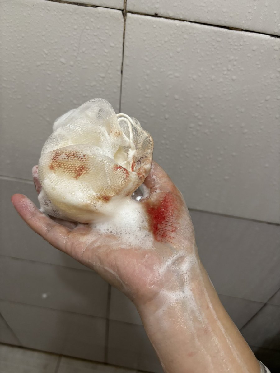 大姨妈来得像流产一样