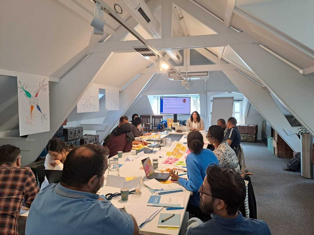 TheHagueAcademy's tweet image. Concluding the #LocalEconomicDevelopment training in The Hague! Professionals from 8 countries & #UNDP explored strategies for entrepreneurship, rural & urban growth, smart cities & inclusion, ending with #BackHomeActionPlans to drive change locally.