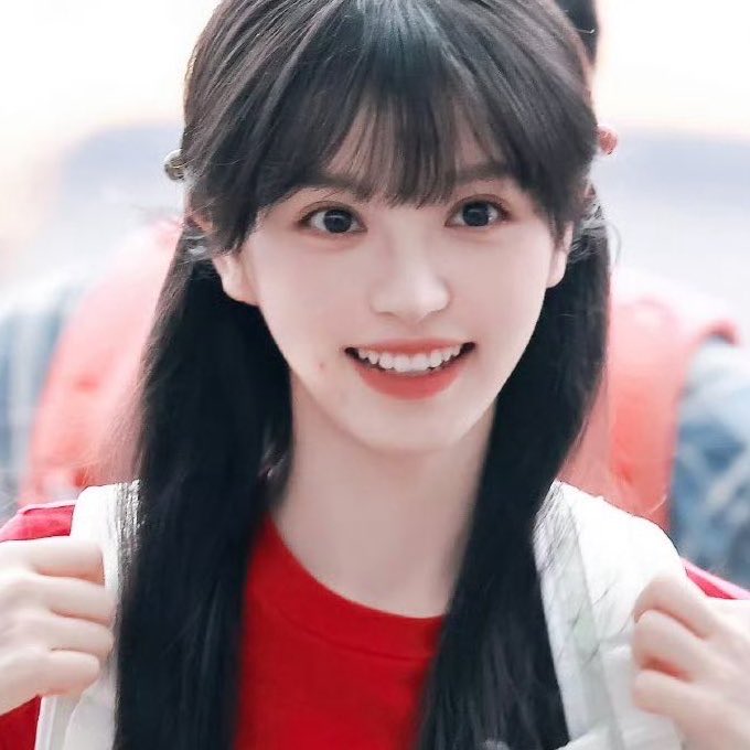 𝓝𝐚𝐨𝐦𝐢. tweet media