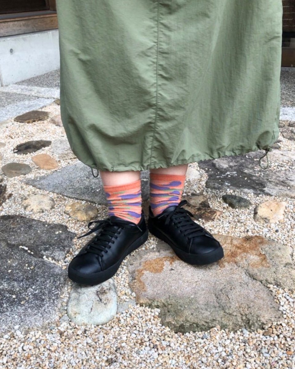 marugorandd's tweet photo. 【TABINスタイリング紹介③】
店舗スタッフによるTABINとのスタイリングをご紹介します!
パンツスタイルはもちろん、スカートとの相性も抜群💕
柄の靴下と合わせるとあなただけのコーディネートになります♩
詳しくはプロフィールリンクをチェック!
#TABIN #タビン #MARUGO #丸五 #Makuake https://t.co/pvIljSk37n