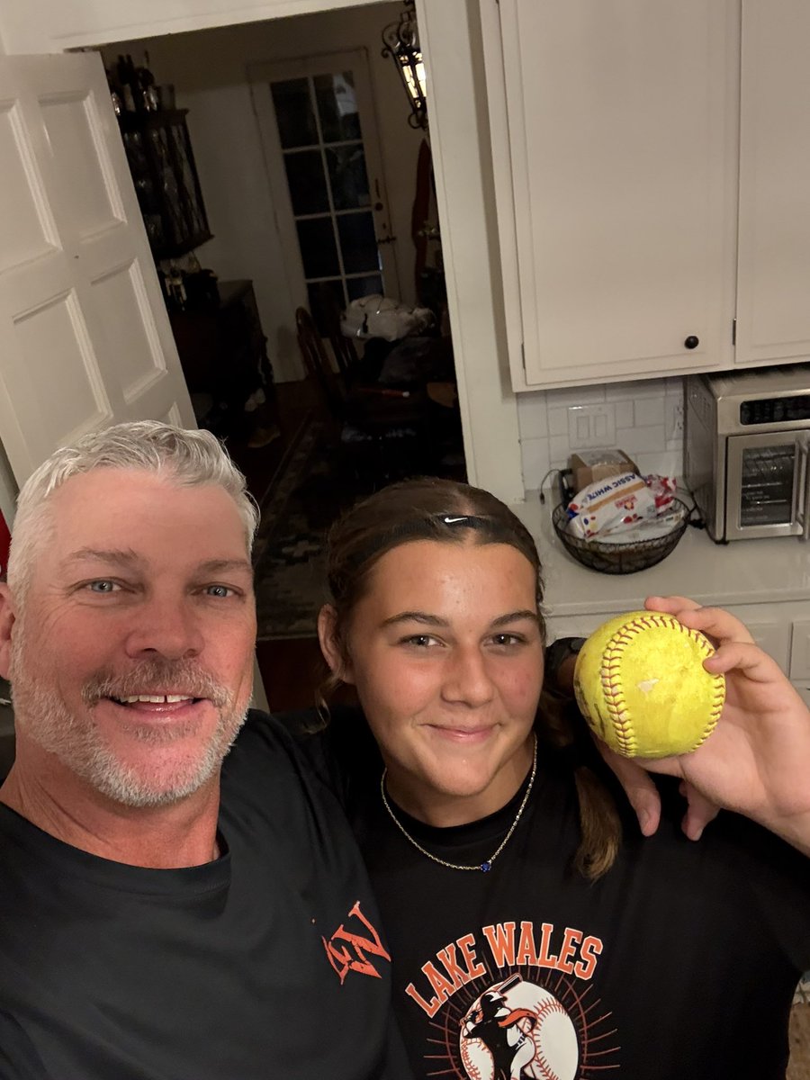 A homer is the absolute best way to start off the fall season. Sadly my family is superstitious and they did not get it on video, but with that being said it was an absolute line drive no doubter. That is number 19 and I am ready for more!!💪🏽<a href="/BradTouchet/">Bradley Touchet</a> <a href="/TampaMustangsRT/">Tampa Mustangs RT 18u</a>