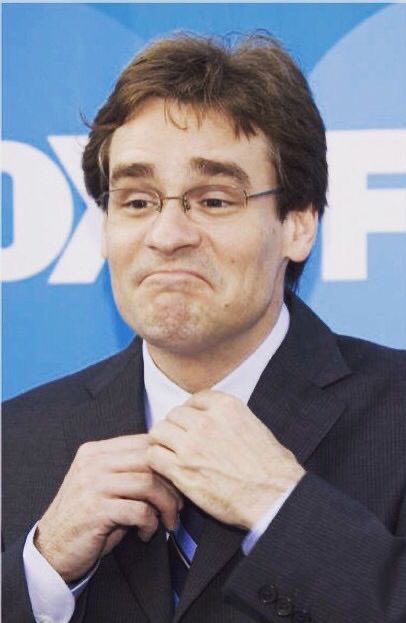 mattflecker's tweet image. spot the difference