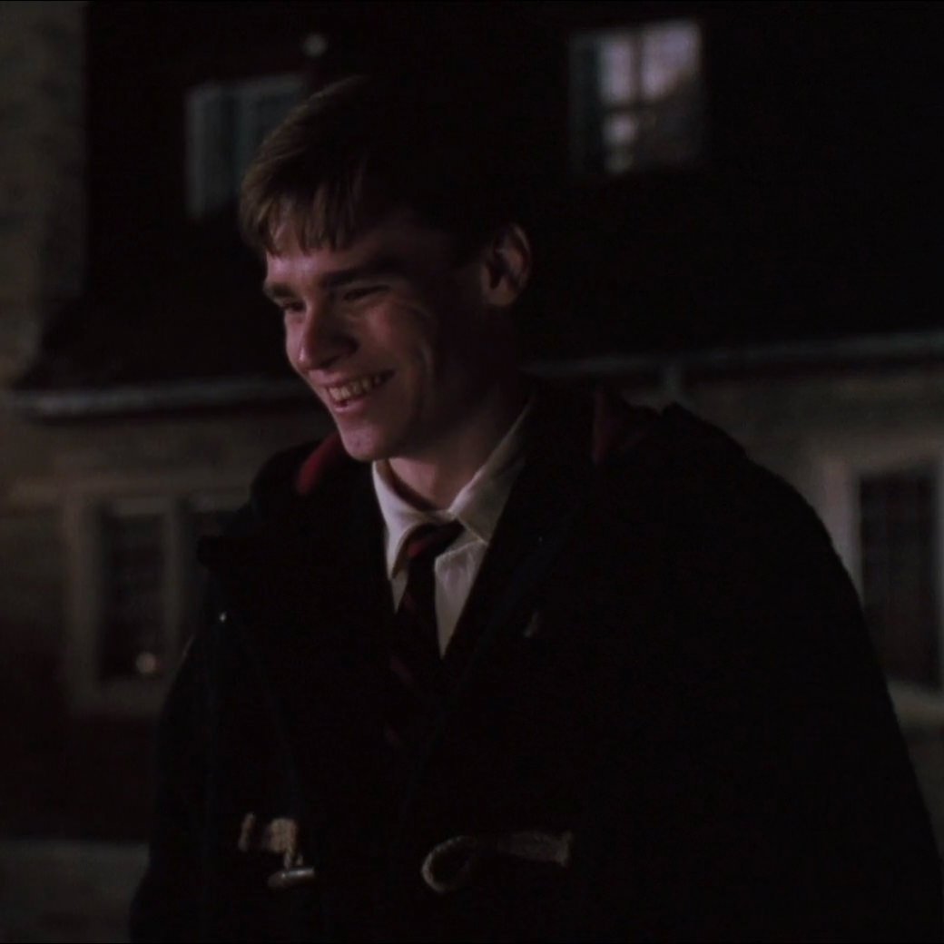 poetsbutdead's tweet image. HE😭 JUST😭 WANTED😭 TO😭 MAKE😭 TODD😭 SMILE😭 ON😭 HIS😭 BIRTHDAY😭