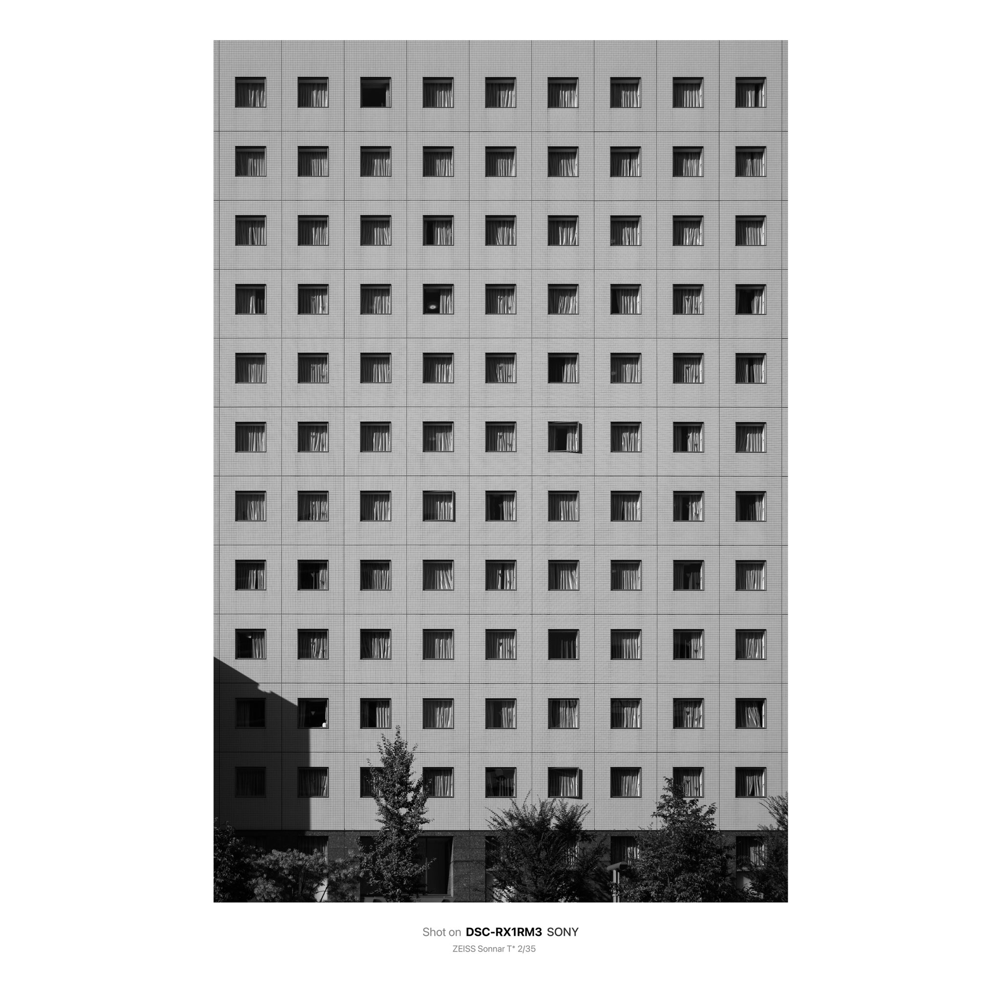 高木康行氏作品（木製フレーム付き） 高木 康行 のアート作品 | 現代アートの販売・通販 | ArtSticker