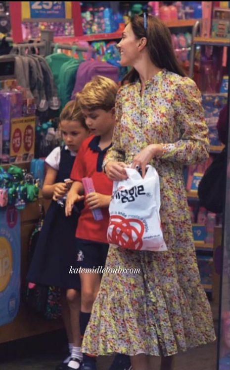 RobinLynnKing2's tweet image. #PrincessOfWales #Family #Fun  #Shopping