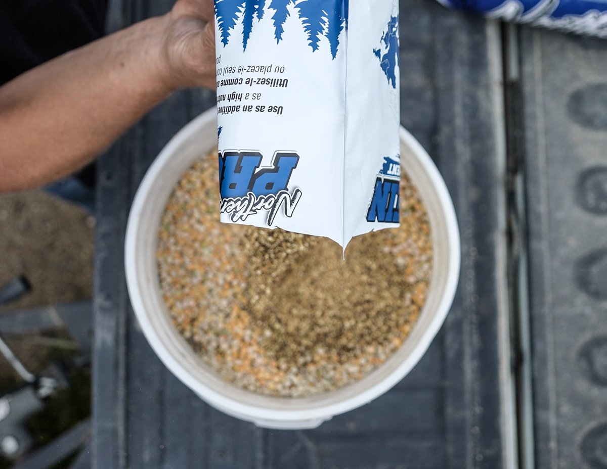 WhitetailDean's tweet photo. Recipe for success 📷
If you've had properties that did not hold a mature buck this summer, this would be a good time to check back in!
Whitetail Supply Co. https://t.co/YREiWghcLl