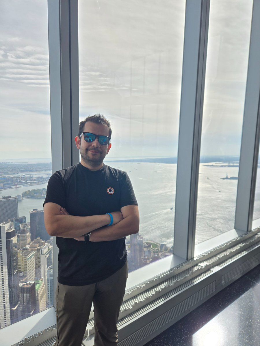 Another day in #NYC enjoying the stunning view of <a href="/OneWorldNYC/">One World Observatory</a>  #NewYork