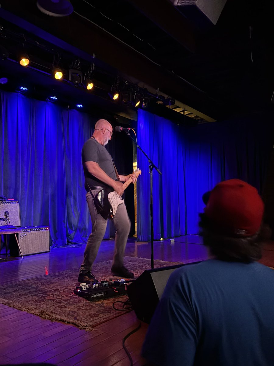 djsherman4's tweet photo. Another great Bob Mould solo show in the Lou! @bobmouldmusic @offbroadwaystl https://t.co/Gu2QjV4ypw