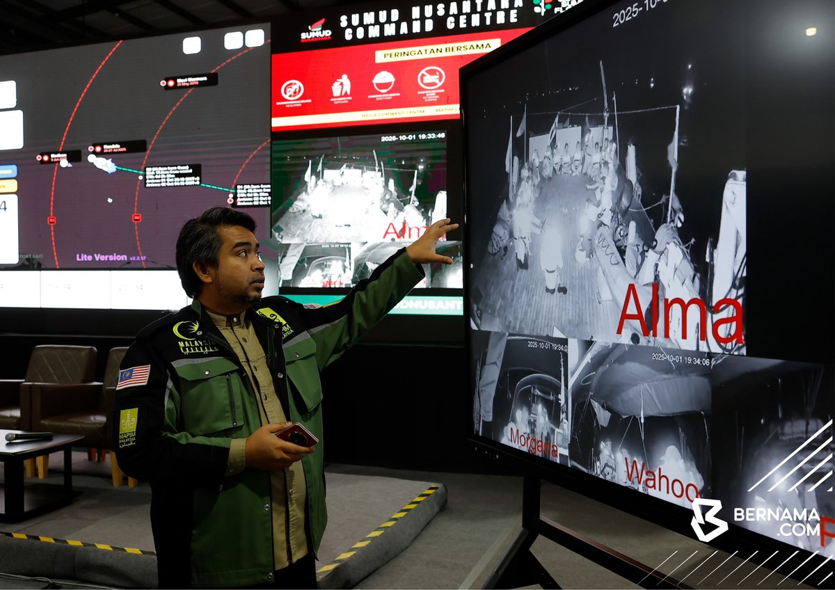 Marchfoward's tweet photo. BERNAMA melaporkan keadaan yang agak sibuk di Pusat Pemerintahan Misi Malaysia Flotila di Sepang diketuai Datuk Sany 

Ini susulan 12 rakyat Malaysia sudah ditahan IDF kerana terlibat dalam Misi Global Sumud Flotila https://t.co/fIbC0RFZls