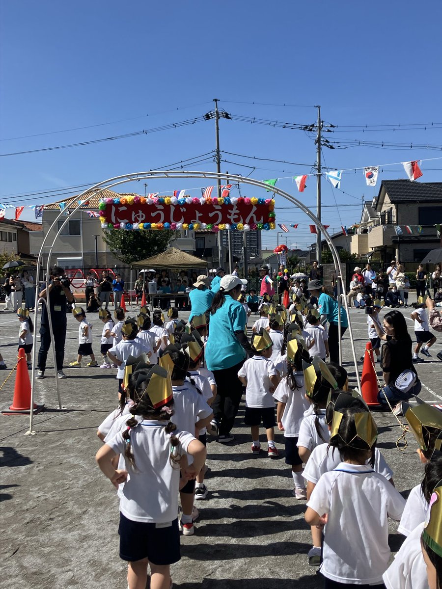 ishiyou's tweet photo. 年少学年のパフォーマンスは、おゆうぎ『Good Luck!』です。　#運動会 #こども園 #年少学年 https://t.co/87hEYovebv