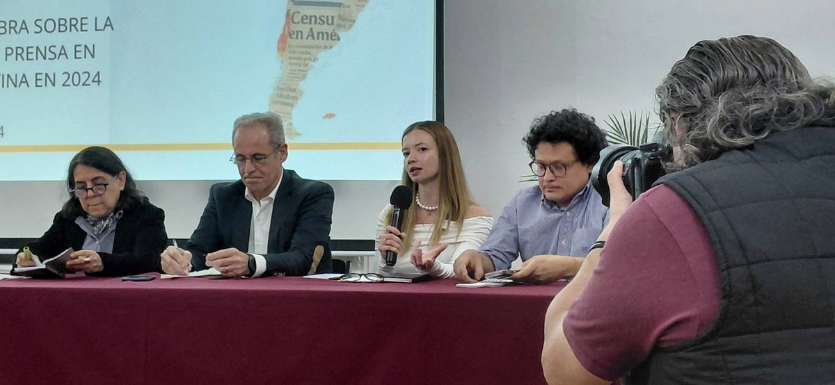 ¡Ya está disponible el #InformeSombra2024! 

En «Periodismo, violencia y persecución», la <a href="/VDSorg/">Voces del Sur</a> documentó 3.766 alertas contra la prensa en 17 países de América Latina.

Lee el informe🔗 n9.cl/s2s0rv