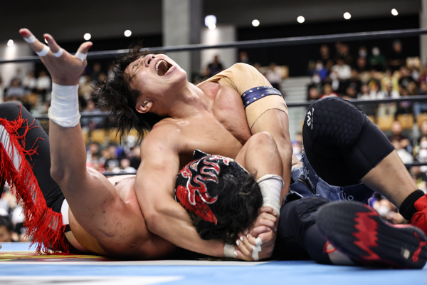 njpw1972's tweet photo. 【このあと25時～】

今週の『#ワールドプロレスリング』は以下の内容を放送！

▼9.15登別
棚橋弘至ファイナルロード～縁（えにし）時間無制限3本勝負

▼9.24札幌
IWGPジュニアヘビー級選手権・デスペラードvsYOH

IWGPジュニアタッグ選手権・ロビー＆藤田vsSHO＆DOUKI

https://t.co/mXI7PFKOMe https://t.co/Hkq6l6OhoW