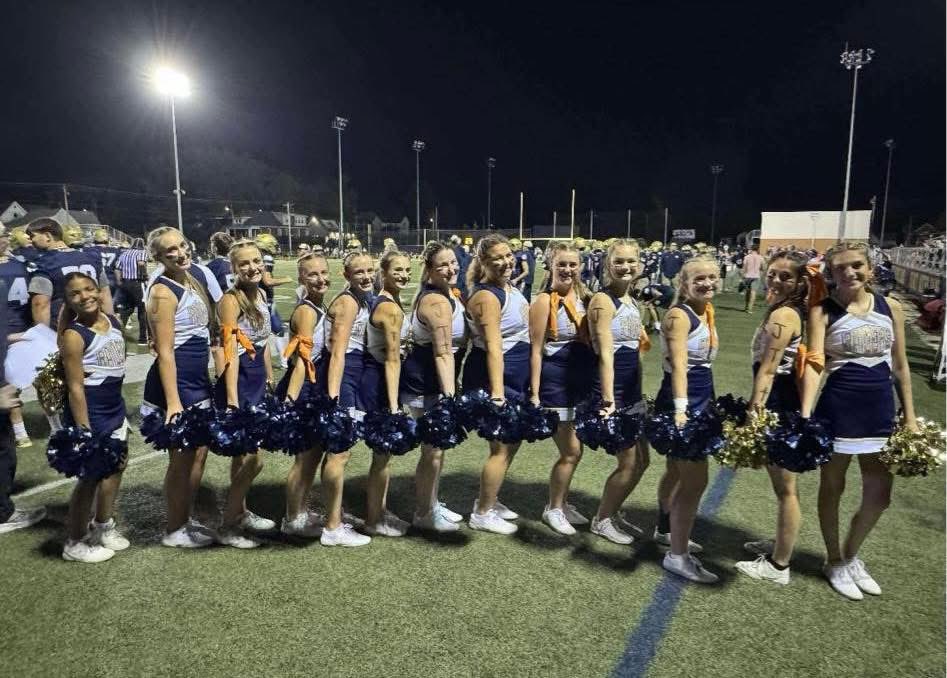 tonywill99's tweet photo. Thank You QND Raiders for supporting JT and his family!! What you did was remarkable! I love the Tri-States!
@QNDRaiders @QNDFootball https://t.co/9tXSViqXVn