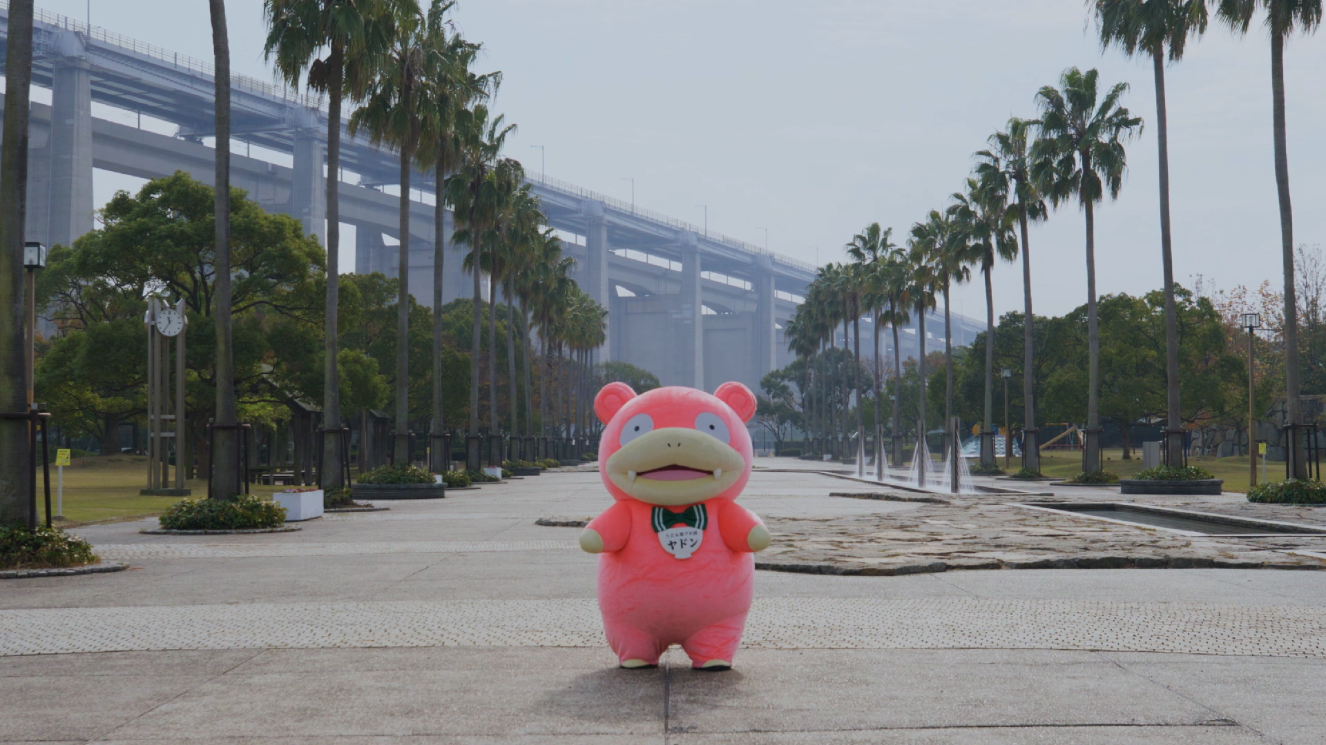【新品未開封 即日発送】遊んで!学んで!ポケモンゲットだぜクリスマスラッピング 移動型遊園地で遊ぶポケモンたちがコンセプトのクリスマスグッズ