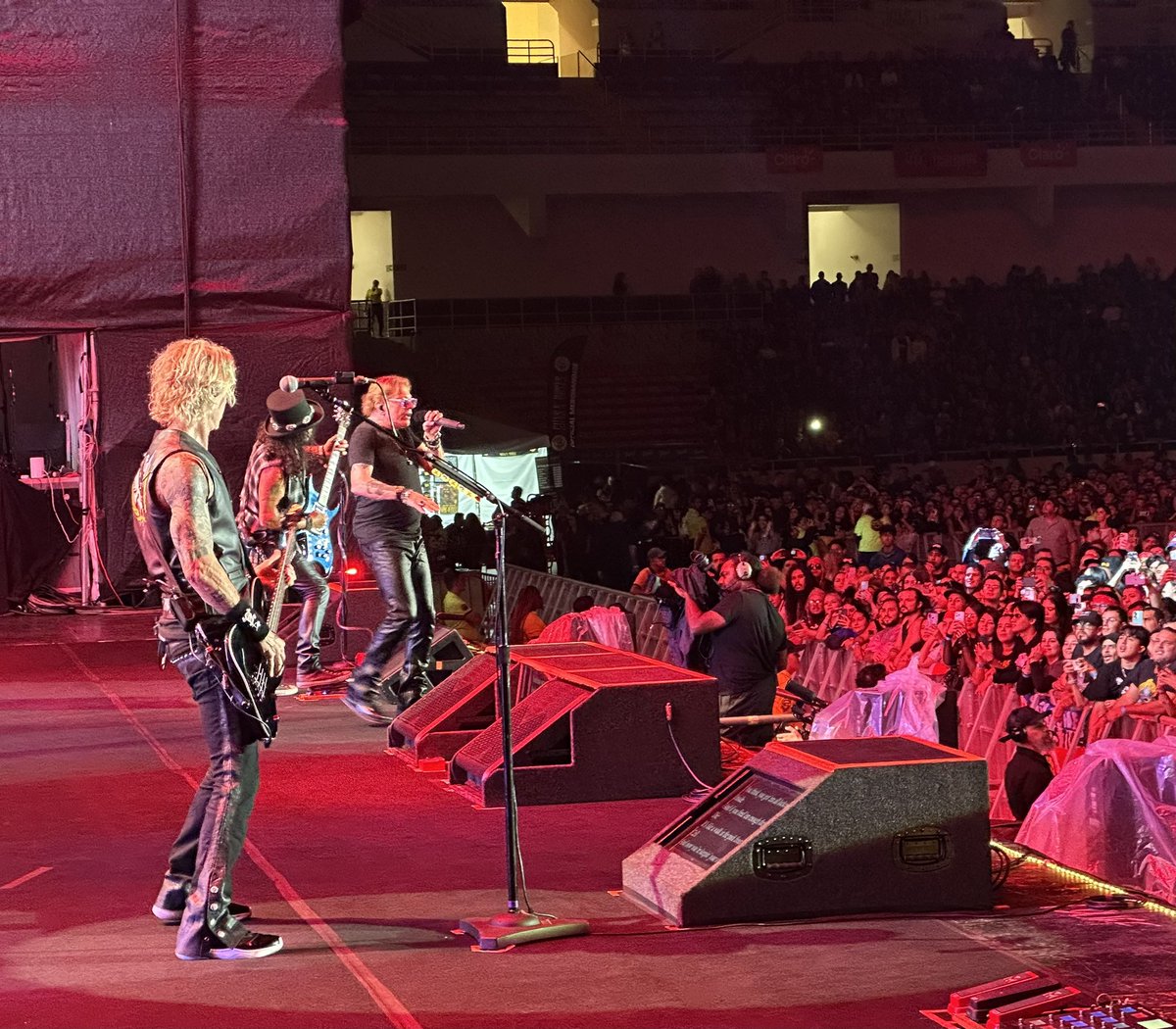 del james tweet media