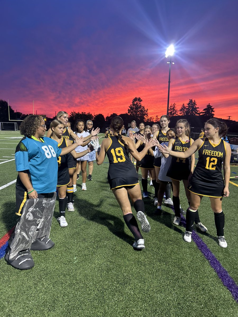 FHS Field Hockey tweet media