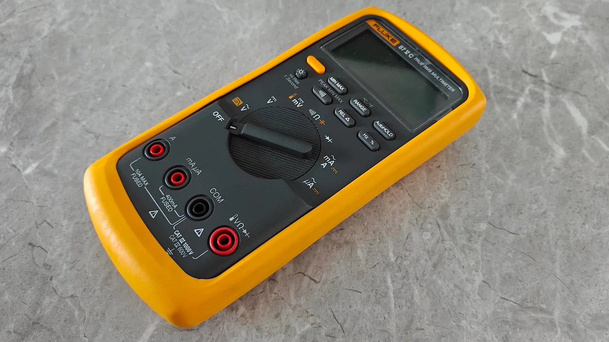 TESTRO_LLC's tweet image. Fluke 87V | ±0.05% DC accuracy; 1000 V / 10 A. For VFD drive and panel troubleshooting. Request a quote.
#DigitalMultimeter #TrueRMS #CATIII1000V #Maintenance