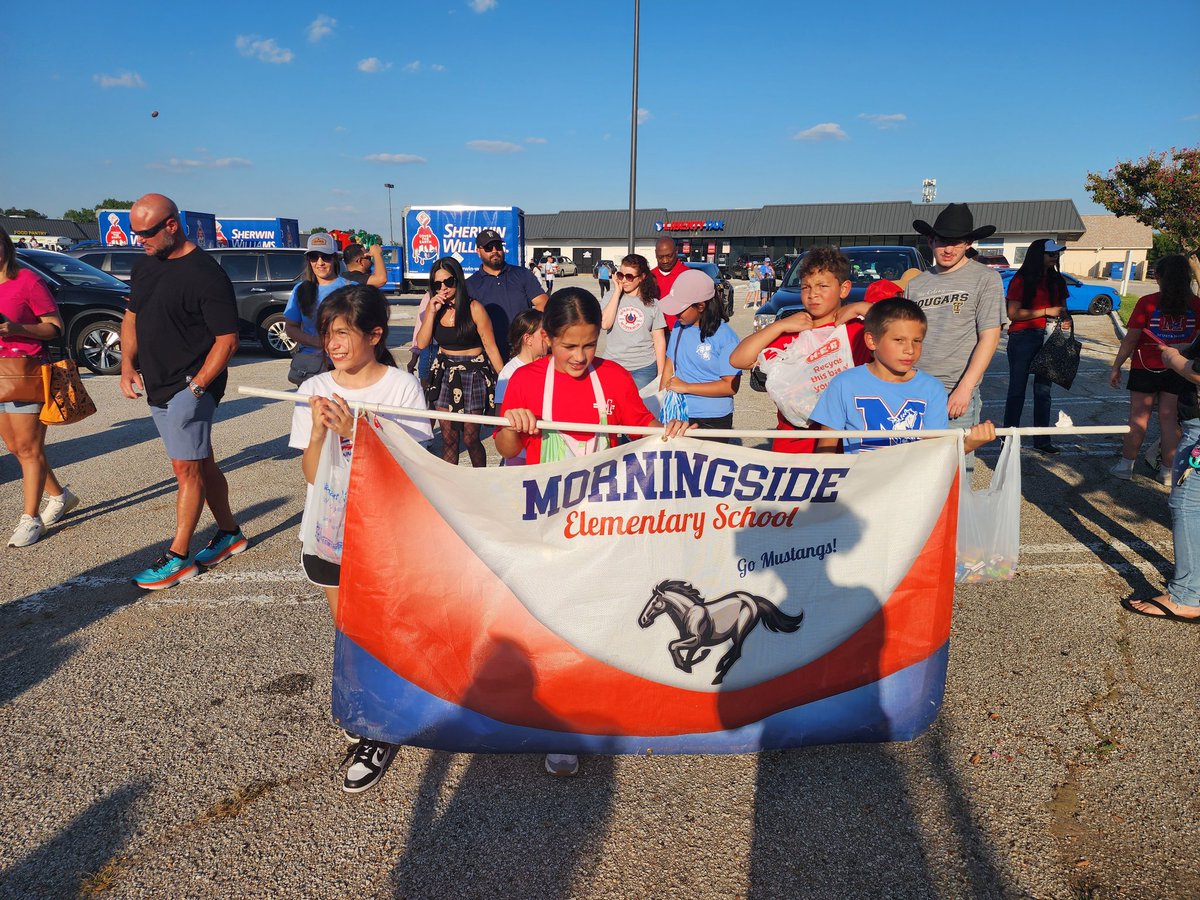 Jasminn Moore tweet media