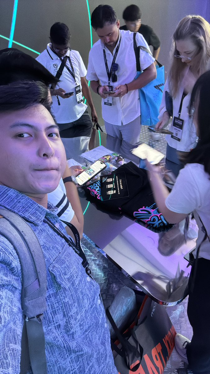Phạm Ninh MMO tweet media