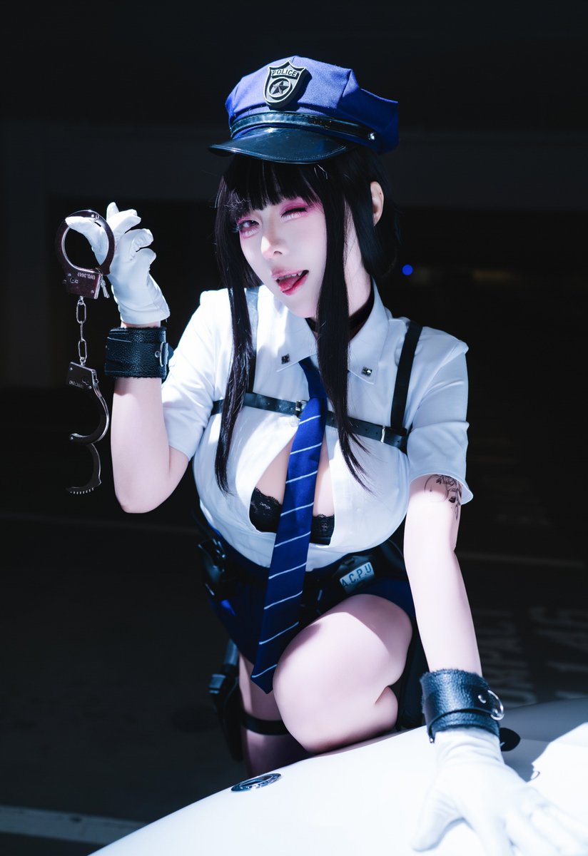 LoveHimeking's tweet photo. #nikke #nikkecosplay #NIKKExREBH #NIKKECollab #NikkeD https://t.co/9n2ojWgNgD