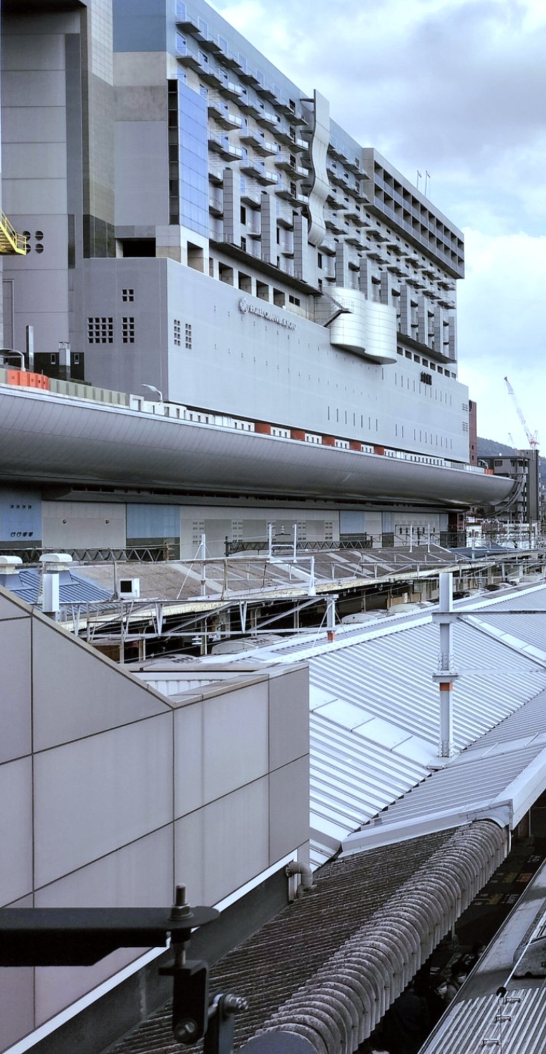 CW-X - 京都タワー 44505-Kyoto-Tower.jpg?impolicy