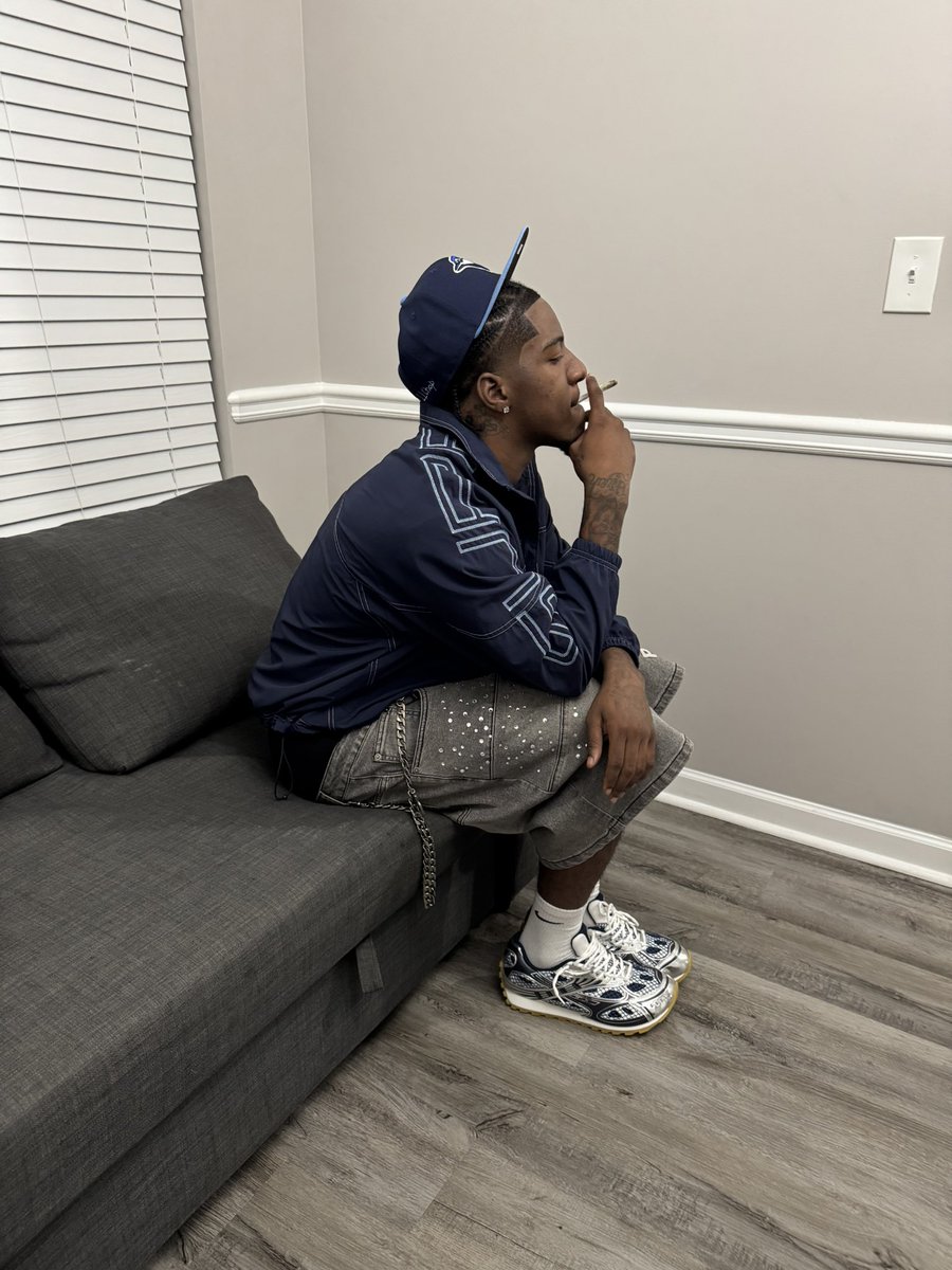 Mr. StandOnBidness🦸🏽‍♂️ tweet media