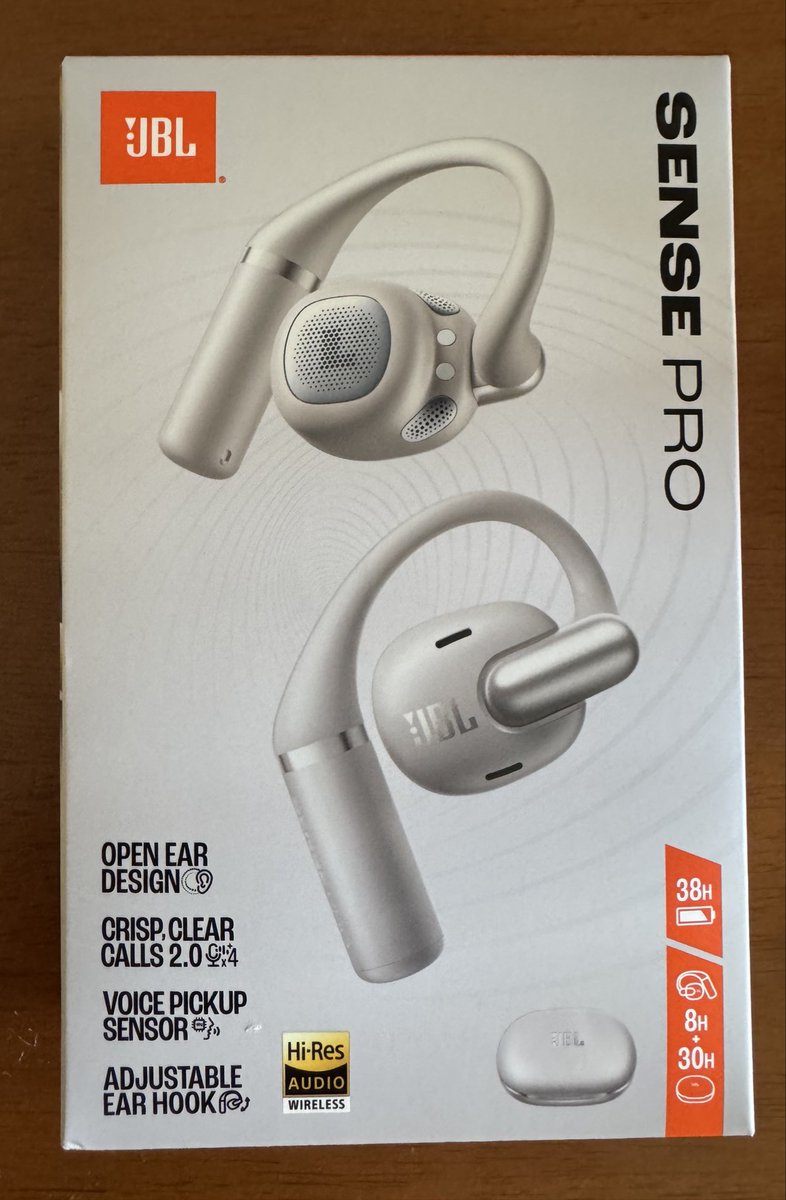 satobel_6's tweet photo. 一昨日JBL SENSE PRO 届いた。早速電車の中で使ってみる。自然な音で聴き疲れしない感じ。ただ、耳に掛けるタイプが初めてなので、うまくフィットさせることが出来ずモタモタするw　
#JBL #SENSEPRO https://t.co/PCMO34akBU