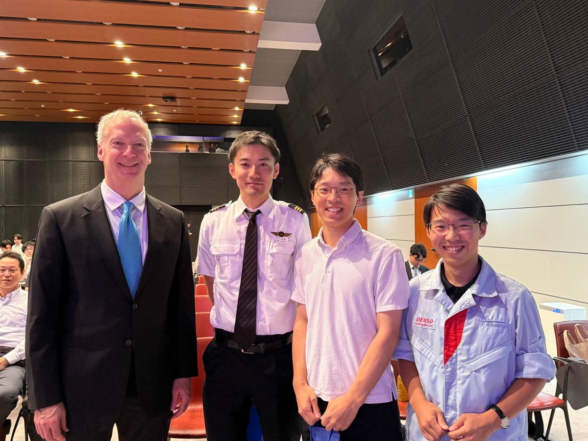 Boeing Japan tweet media