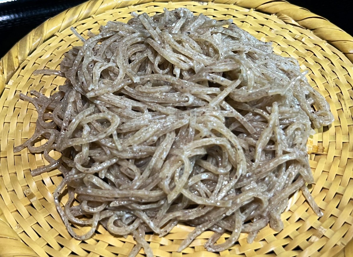 takato_cairn's tweet photo. 10/4より10/13まで赤そば「高嶺ルビー」の蕎麦を販売いたします
高嶺ルビーの生産や販売を手掛けるタカノ株式会社さんからのご提案で、赤そばを見に来られたお客様が赤そばを食べられるようにと今年初めて販売します
箕輪町、宮田村の赤そば畑は今月中旬頃まで見頃のようです
#高嶺ルビー 
#赤そば https://t.co/qXXLVCDvyM