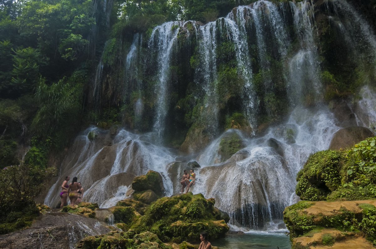 Cubatravel_es's tweet photo. ✈️¡Escapada a El Nicho! 🌴☀️ ¿Listos para un día de aventura en Cienfuegos? Relájate en las cascadas y disfruta de la naturaleza. 🏞️

#ElNicho #Cienfuegos  #Cascadas #Naturaleza #Cuba #CubaÚnica #CubaTravel https://t.co/SqObpFua0I