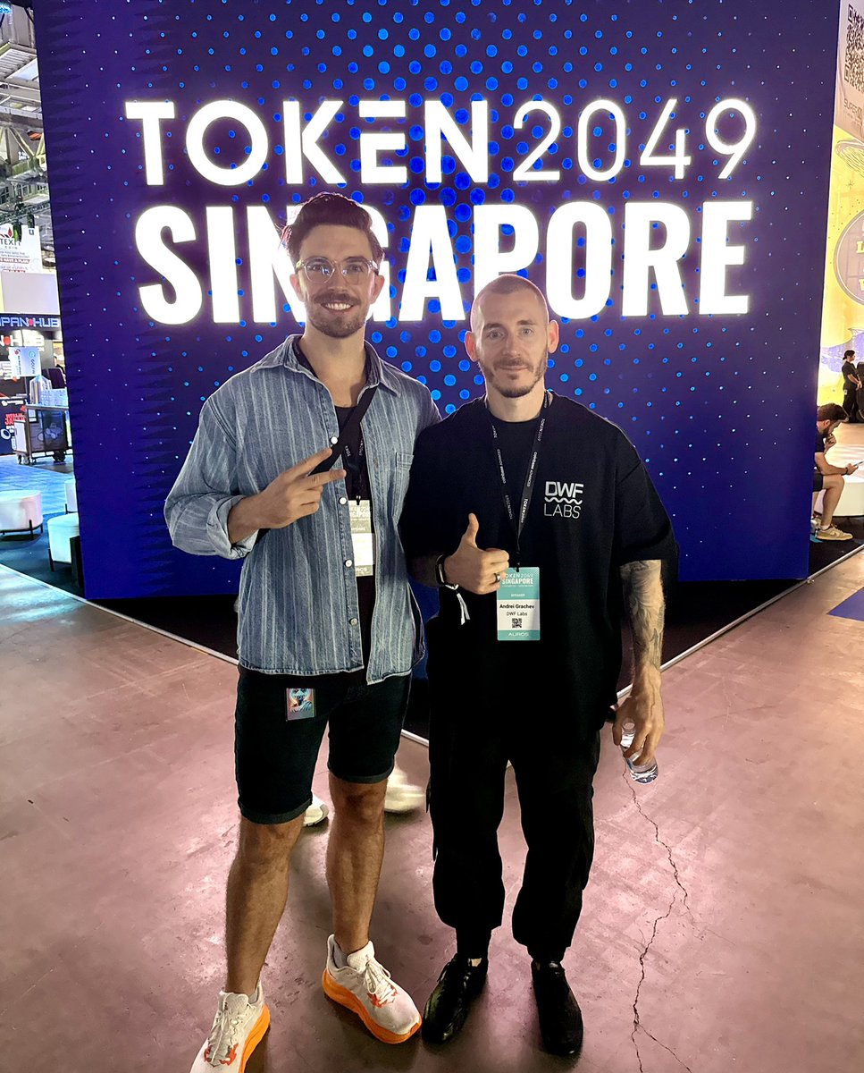 フ ォ リ ス tweet media