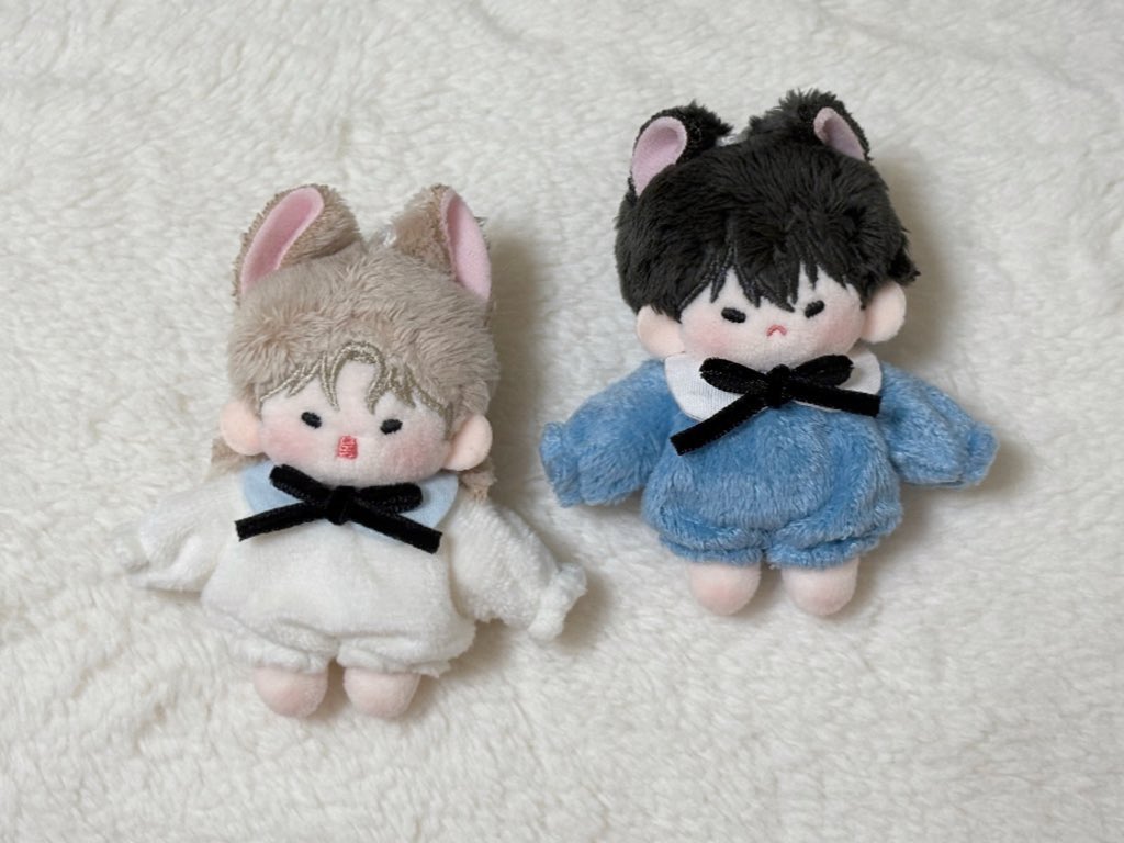 🤍rt 이벤트(팔로워 한정)

어느새 팔로워 수가 2000명이 됐습니다. 항상 좋게 봐주셔서 감사합니다. 
알티 추첨 두 분께 원하는 옷 만들어 드립니다☺️

- 롬퍼 전체 배송 완료 후 추첨
- 판매했던 옷 중에서만 선택 가능