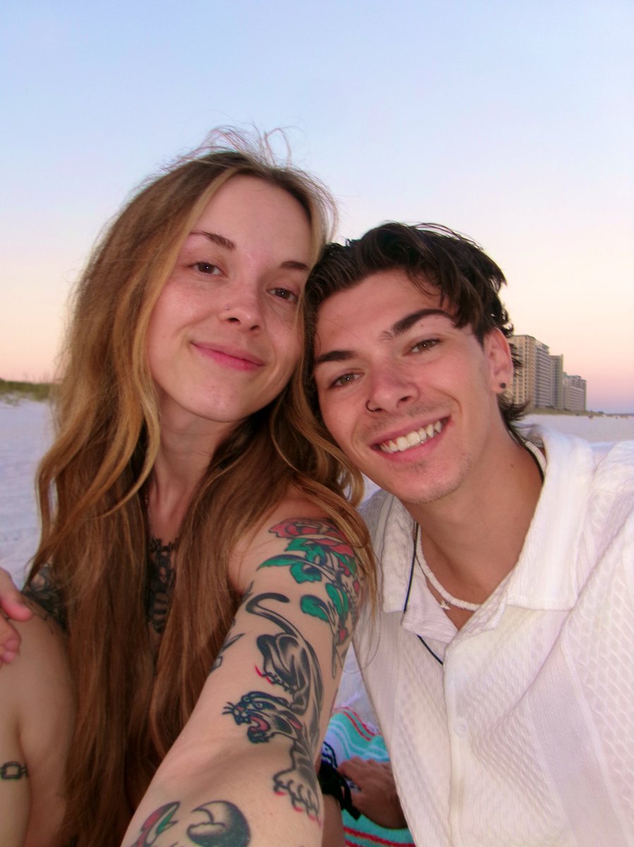 maddy. 🩷 tweet media