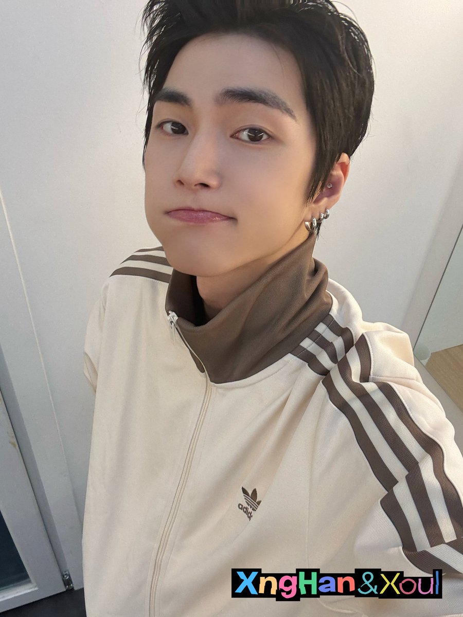xnghanpics's tweet photo. 2025.10.02 Happy XngHan Day

“Thank you so much for celebrating my birthday!! ㅎㅎ Let’s spend the next one together too!”

#XngHan #승한 https://t.co/N7fDouFAQE