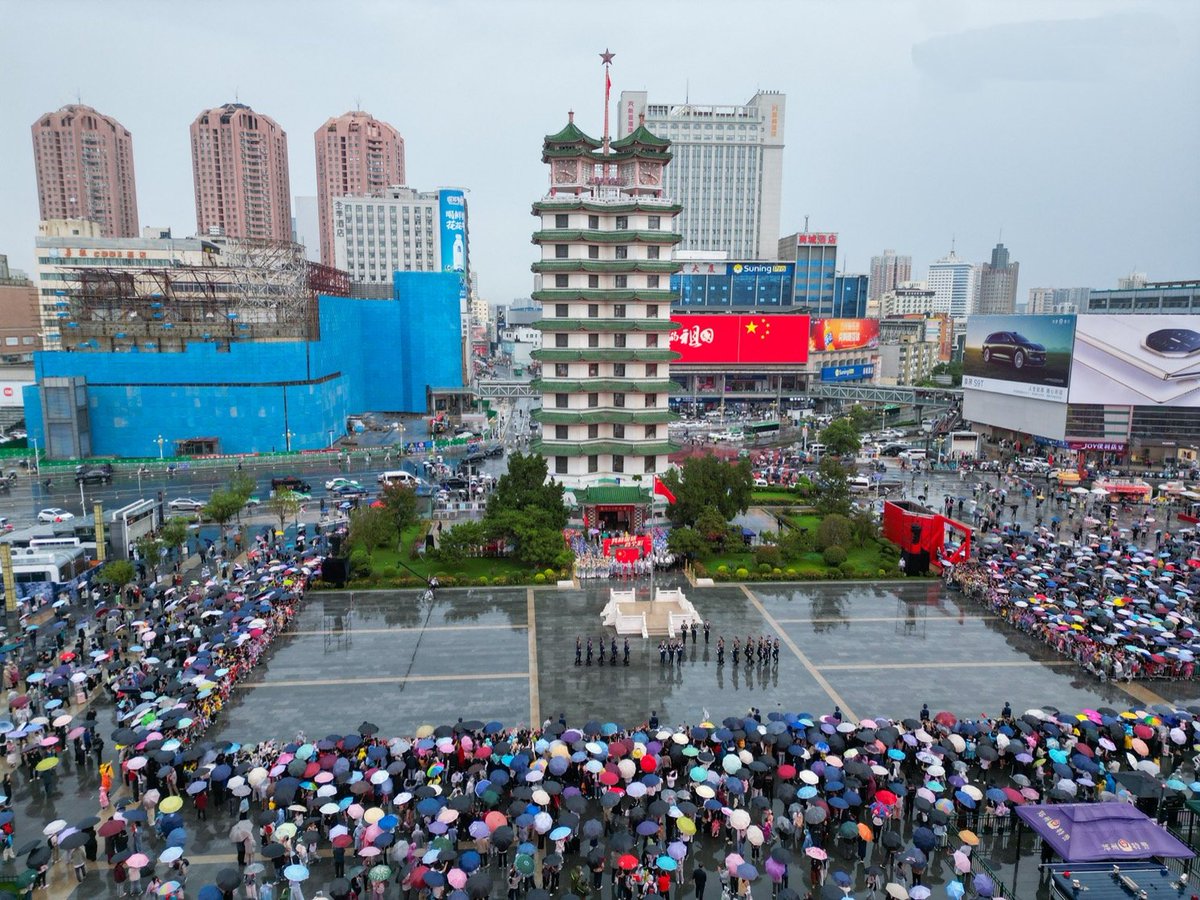 Alice166166's tweet image. 郑州＿二七广场